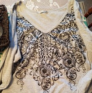 Maurices long sleeve t-shirt